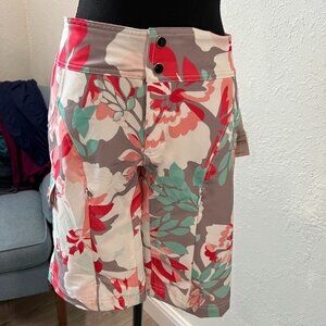 Shredly Mountain Bike Shorts Aloha Print Size 6 NWT